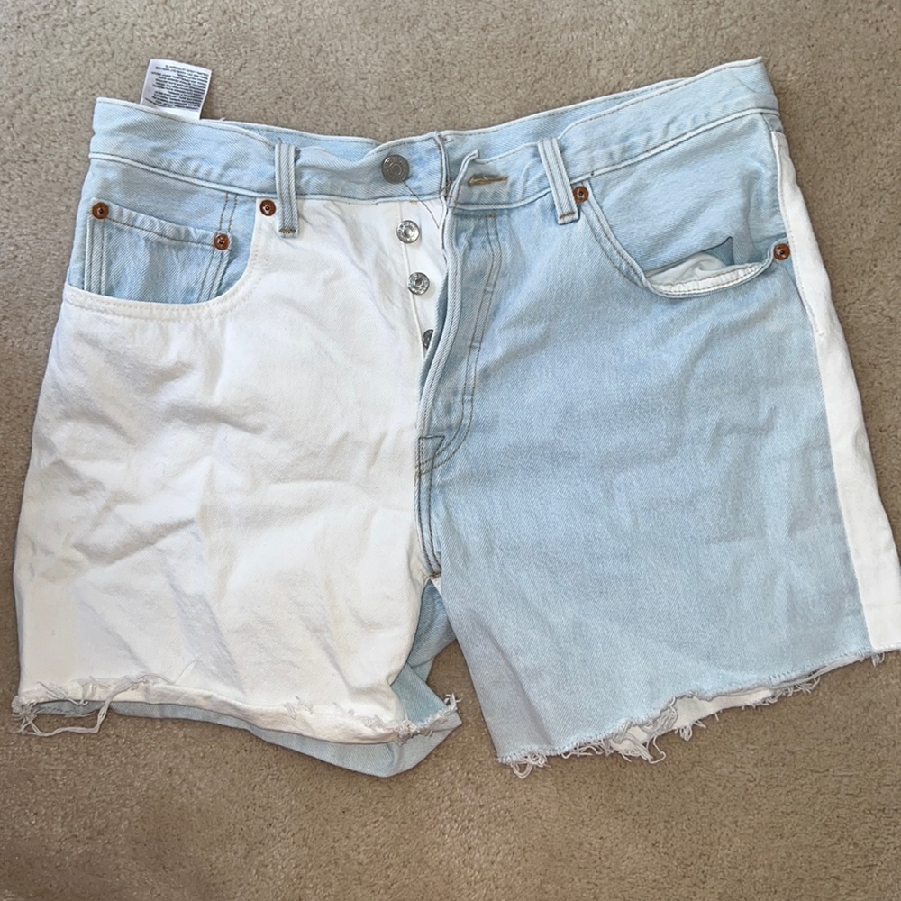 Levi Jean Shorts
